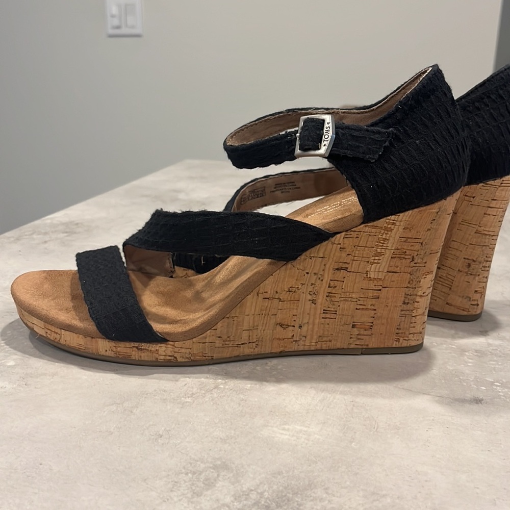 Wedge sandals